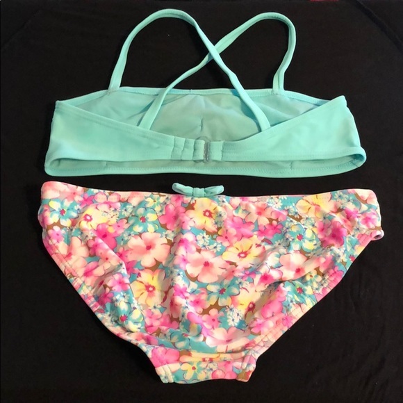 Malibu Design Group Swimsuit - Picture 2 of 7